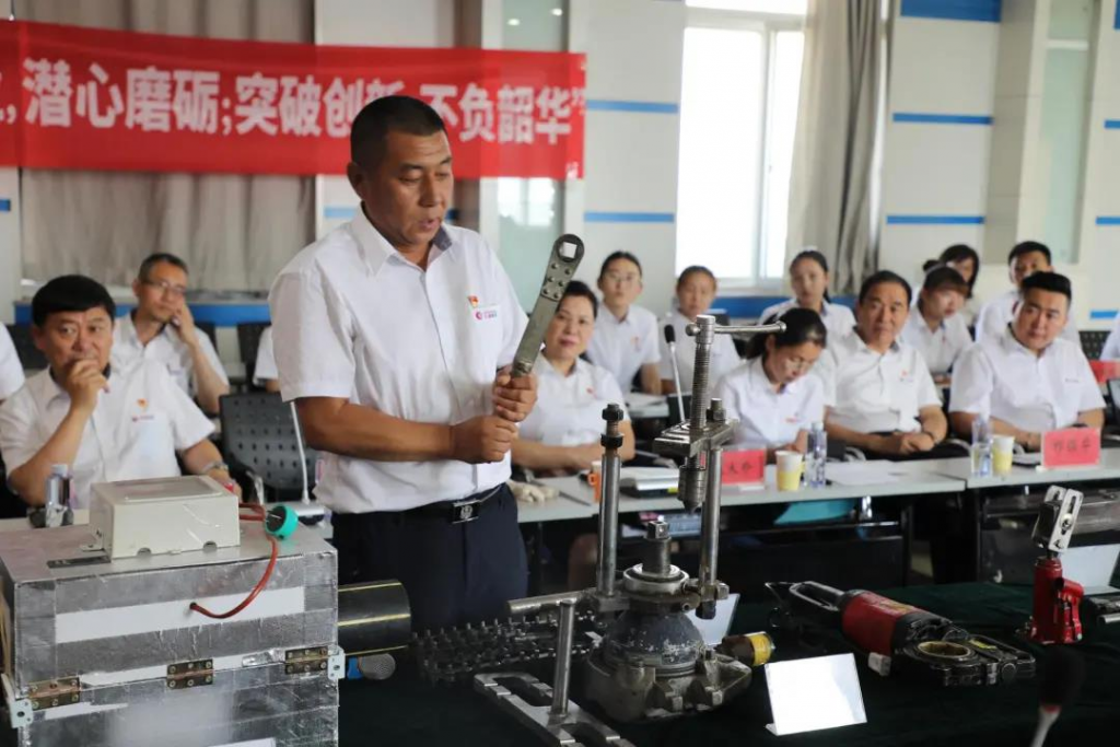 呼和浩特中燃抢险中心被评为“全国青年文明号”