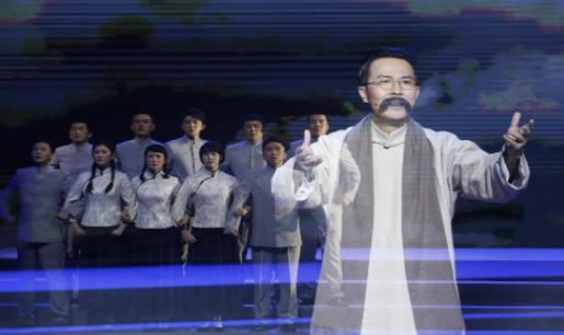 轻启鲜活，红色记忆——大型情景舞台剧《红旗颂》演出圆满成功