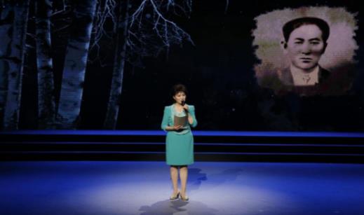 轻启鲜活，红色记忆——大型情景舞台剧《红旗颂》演出圆满成功
