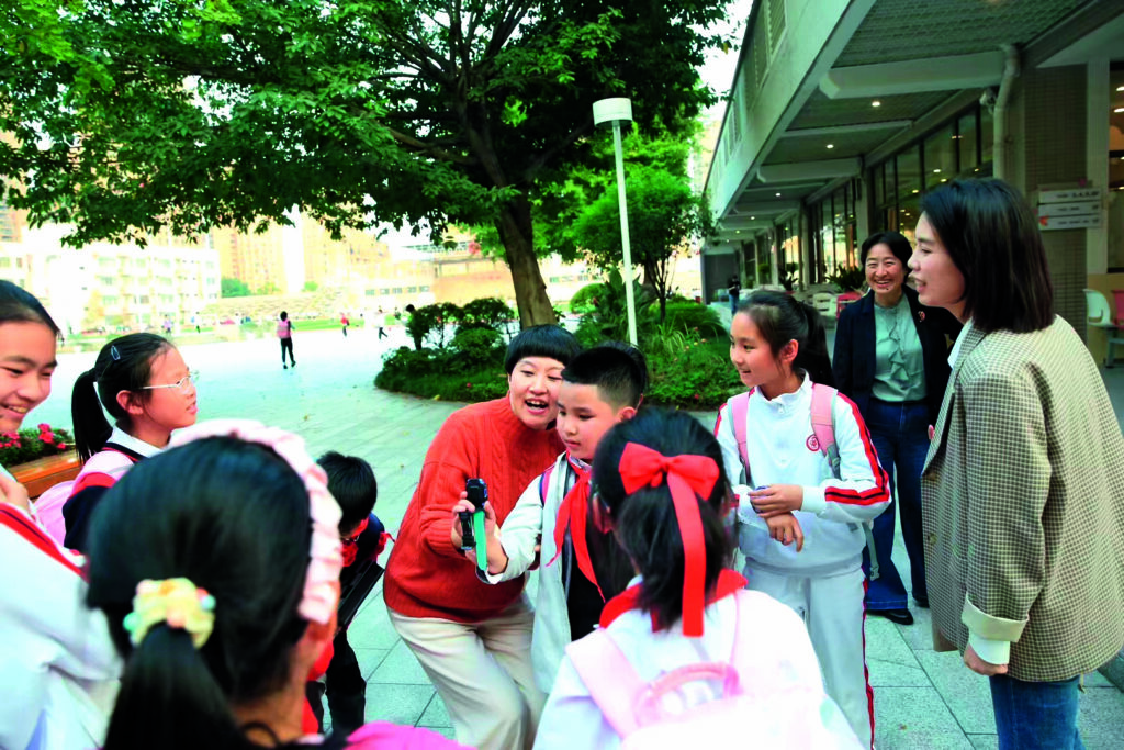 教育强国的基础，是以科学的方法系统建构素质教育——专访全国人大代表、国家督学、谢家湾教育集团总校长刘希娅