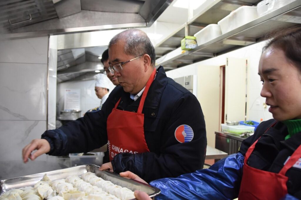 中燃集团：践行 “员工即企业” 理念，新春慰问二十余载不断档